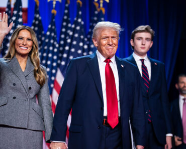 Melania Trump missing from photo of Donald’s “whole” family